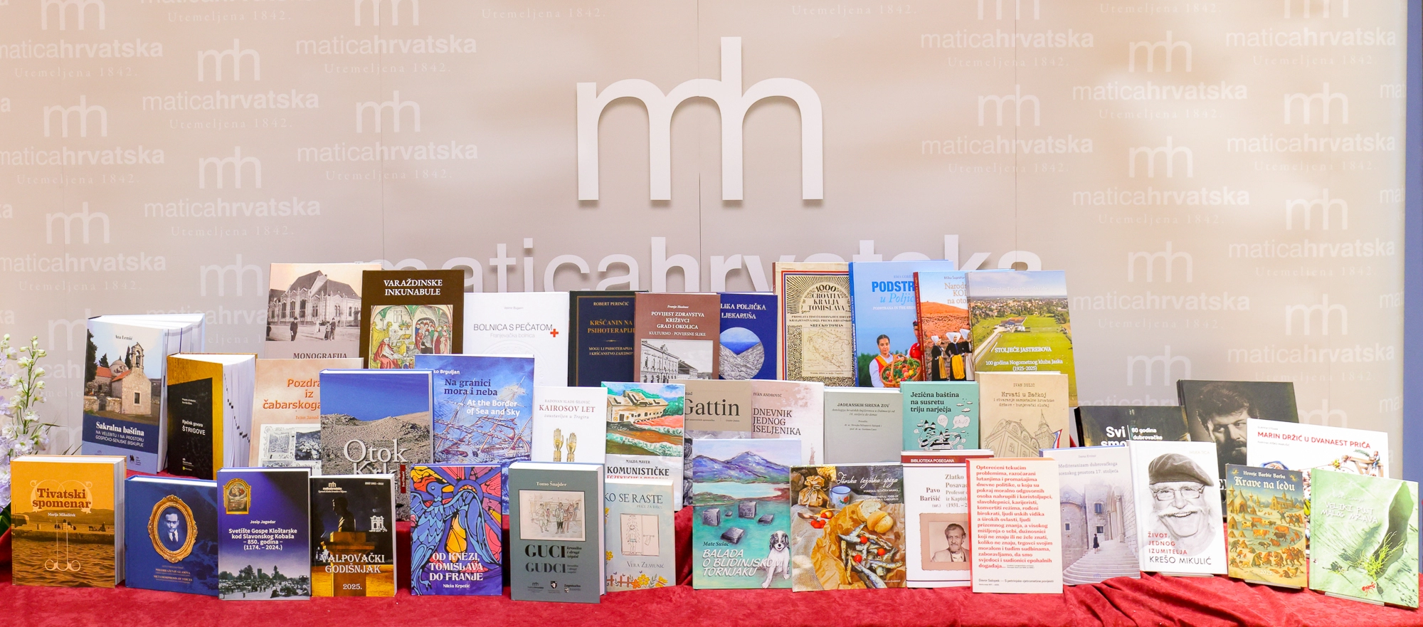 Matica (2)
